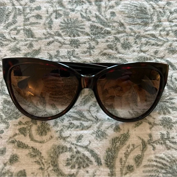 Tory Burch Sunglasses - Picture 2 of 8